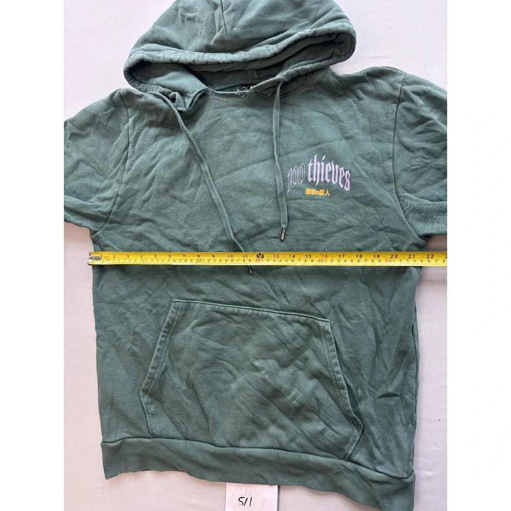 100 Thieves x Attack on Titan AOT Hoodie Mens Green Graphic Sweatshirt M